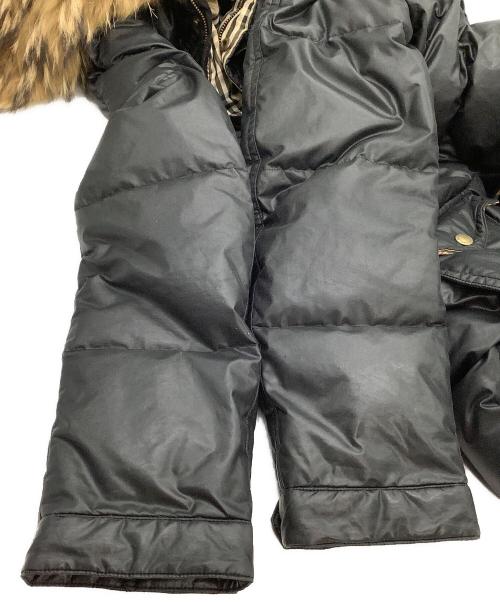 BURBERRY BLACK LABEL（バーバリーブラックレーベル）BURBERRY BLACK LABEL (バーバリーブラックレーベル) ダウンジャケット　裏地ノバチェック ブラック サイズ:Mの古着・服飾アイテム