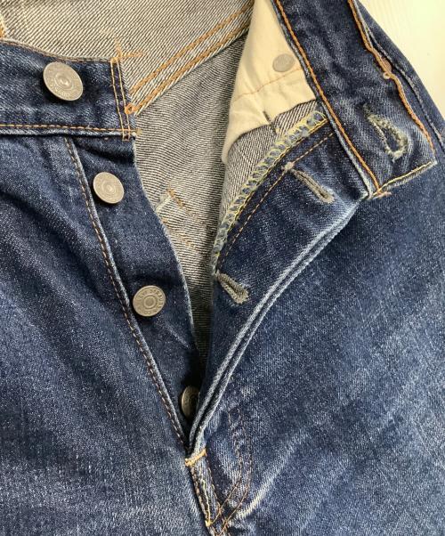 LEVI'S（リーバイス）LEVI'S (リーバイス) デニムハーフパンツ　ボタン裏2/Sタイプ インディゴ サイズ:W29L29の古着・服飾アイテム