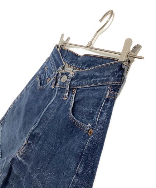 LEVI'S（リーバイス）LEVI'S (リーバイス) デニムハーフパンツ　ボタン裏2/Sタイプ インディゴ サイズ:W29L29の古着・服飾アイテム