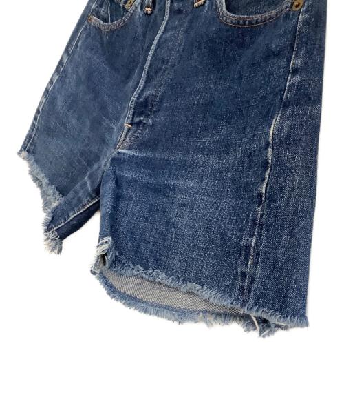 LEVI'S（リーバイス）LEVI'S (リーバイス) デニムハーフパンツ　ボタン裏2/Sタイプ インディゴ サイズ:W29L29の古着・服飾アイテム