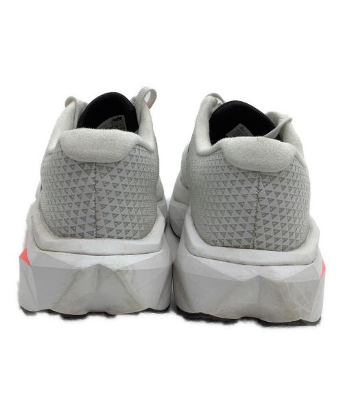 NEW BALANCE（ニューバランス）NEW BALANCE (ニューバランス) ランニングシューズ FuelCell SuperComp Trainer ホワイト サイズ:25.5の古着・服飾アイテム