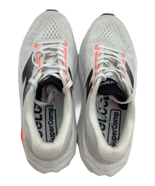 NEW BALANCE（ニューバランス）NEW BALANCE (ニューバランス) ランニングシューズ FuelCell SuperComp Trainer ホワイト サイズ:25.5の古着・服飾アイテム