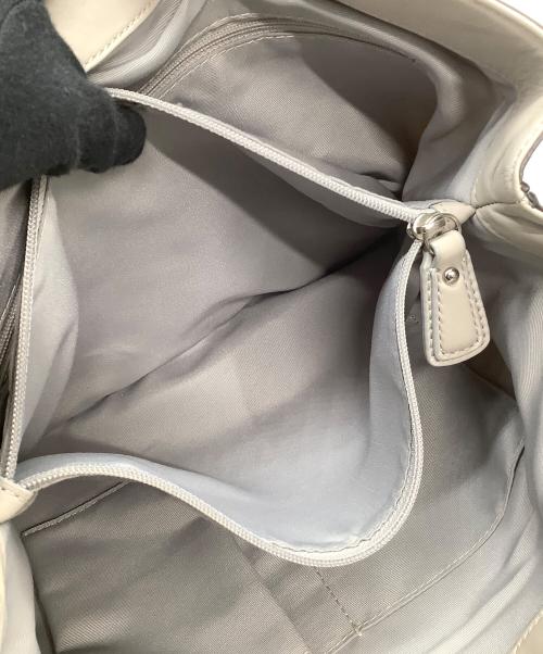 COACH（コーチ）COACH (コーチ) トートバッグ　オプティックシグネチャー ベージュの古着・服飾アイテム