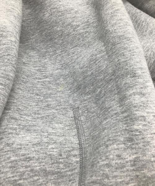 NIKE（ナイキ）NIKE (ナイキ) sacai (サカイ) ドッキングスウェット グレー サイズ:XSの古着・服飾アイテム