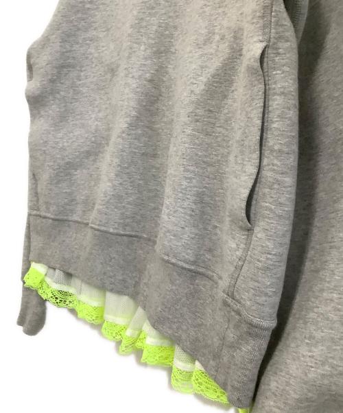 NIKE（ナイキ）NIKE (ナイキ) sacai (サカイ) ドッキングスウェット グレー サイズ:XSの古着・服飾アイテム