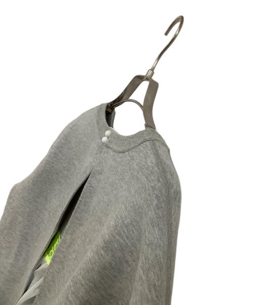 NIKE（ナイキ）NIKE (ナイキ) sacai (サカイ) ドッキングスウェット グレー サイズ:XSの古着・服飾アイテム
