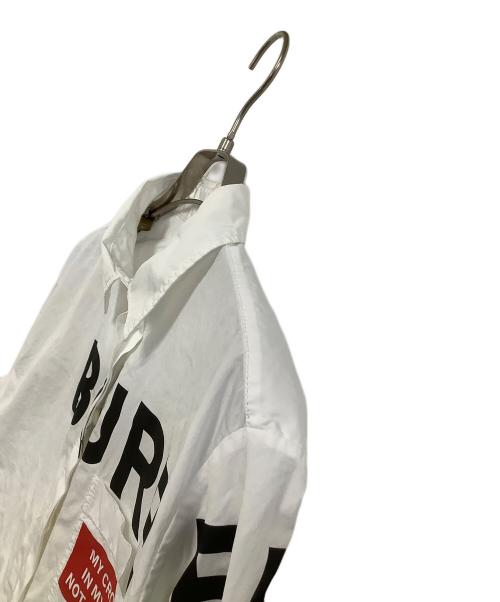 BURBERRY（バーバリー）BURBERRY (バーバリー) ホースフェリープリントシャツ ホワイト サイズ:IT36の古着・服飾アイテム