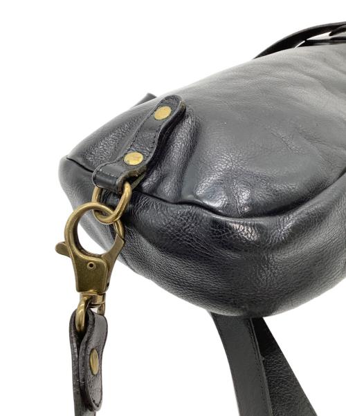 IL BISONTE（イル ビゾンテ）IL BISONTE (イル ビゾンテ) ショルダーバッグ ブラックの古着・服飾アイテム