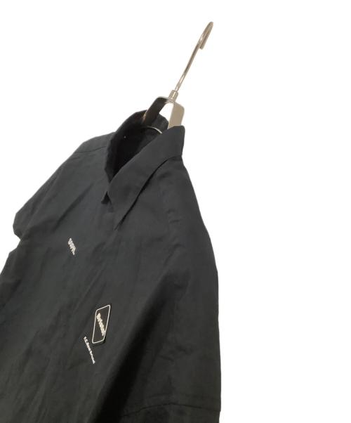 F.C.Real Bristol（エフシーレアルブリストル）F.C.Real Bristol (エフシーレアルブリストル) 半袖シャツ　AUTHENTIC FLY FRONT S/S SHIRT ブラック サイズ:Sの古着・服飾アイテム