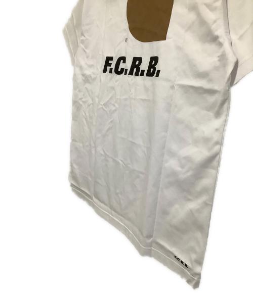 Carhartt WIP（カーハート ワーク イン プログレス）Carhartt WIP (カーハート ワーク イン プログレス) F.C.Real Bristol (エフシーレアルブリストル) Tシャツ　S/S POCKET TEE ホワイト サイズ:L 未使用品の古着・服飾アイテム