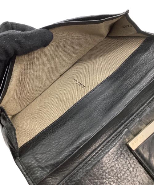 FENDI（フェンディ）FENDI (フェンディ) 長財布 ベージュ×ブラックの古着・服飾アイテム