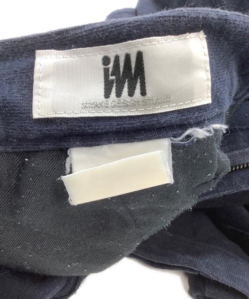 im MIYAKE DESIGN STUDIO（イッセイミヤケデザインスタジオ）im MIYAKE DESIGN STUDIO (イッセイミヤケデザインスタジオ) パンツ ネイビー サイズ:表記なしの古着・服飾アイテム