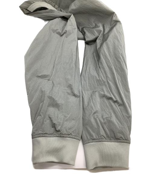 STONE ISLAND（ストーンアイランド）STONE ISLAND (ストーンアイランド) スウェット　Nylon Metal Watro Sweat グレー サイズ:XLの古着・服飾アイテム