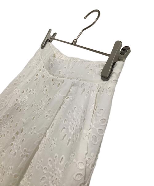 JULY NINE（ジュライナイン）JULY NINE (ジュライナイン) レースパンツ ホワイト サイズ:40 未使用品の古着・服飾アイテム