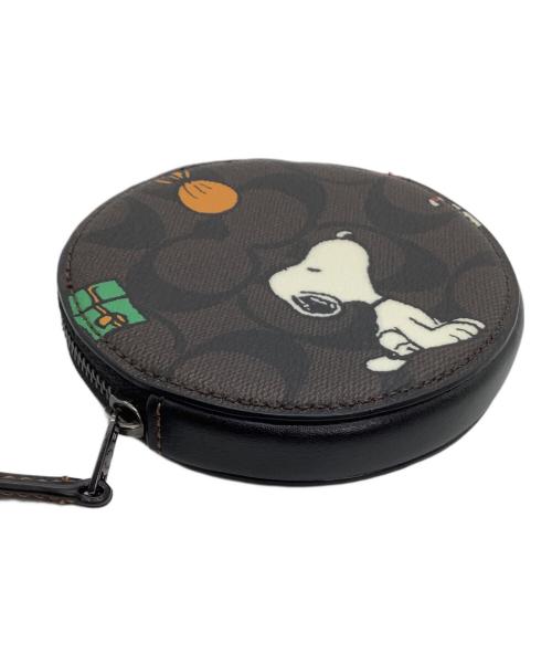 COACH（コーチ）COACH (コーチ) PEANUTS (ピーナッツ) コインケース シグネチャー ブラウンの古着・服飾アイテム
