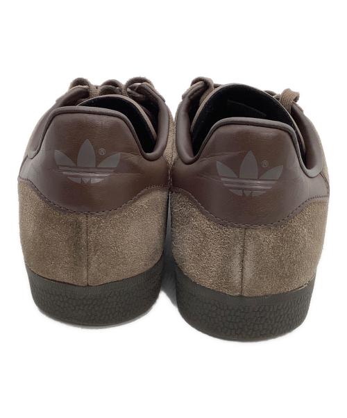 adidas（アディダス）adidas (アディダス) ローカットスニーカー GAZELLE EARTHSTRATA ブラウン サイズ:27.5の古着・服飾アイテム