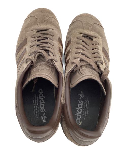 adidas（アディダス）adidas (アディダス) ローカットスニーカー GAZELLE EARTHSTRATA ブラウン サイズ:27.5の古着・服飾アイテム