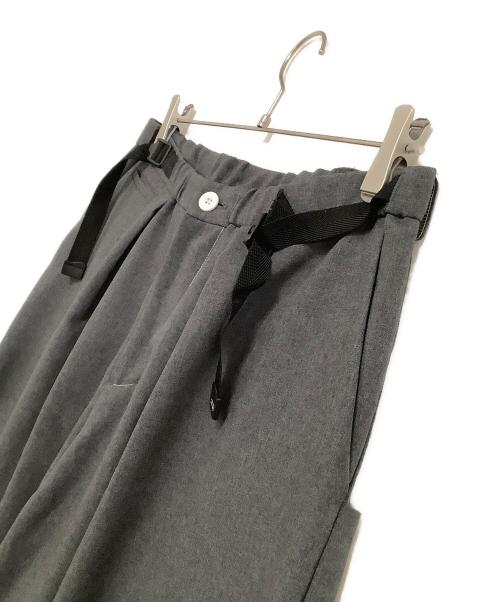 F/CE.（エフシーイー）F/CE. (エフシーイー) スラックス　	BALLOON CROPPED TROUSERS グレー サイズ:XLの古着・服飾アイテム