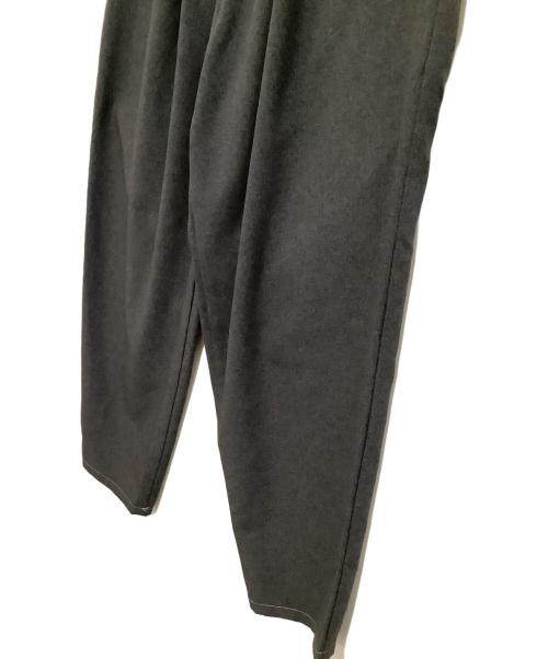 F/CE.（エフシーイー）F/CE. (エフシーイー) スラックス　	BALLOON CROPPED TROUSERS グレー サイズ:XLの古着・服飾アイテム