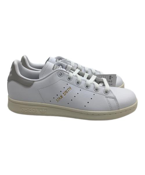 adidas（アディダス）adidas (アディダス) ローカットスニーカー　STANSMITH ホワイト サイズ:23 未使用品の古着・服飾アイテム