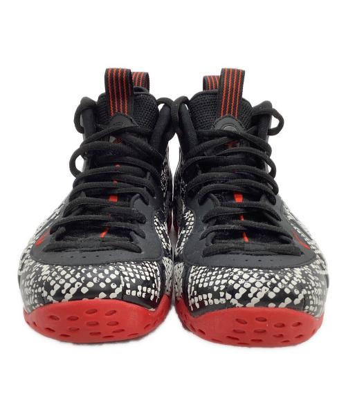 NIKE（ナイキ）NIKE (ナイキ) ミッドカットスニーカー AIR FOAMPOSITE ONE ブラック×ホワイト サイズ:28の古着・服飾アイテム