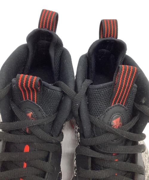 NIKE（ナイキ）NIKE (ナイキ) ミッドカットスニーカー AIR FOAMPOSITE ONE ブラック×ホワイト サイズ:28の古着・服飾アイテム