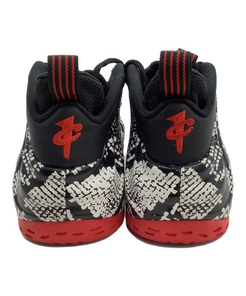 NIKE（ナイキ）NIKE (ナイキ) ミッドカットスニーカー AIR FOAMPOSITE ONE ブラック×ホワイト サイズ:28の古着・服飾アイテム