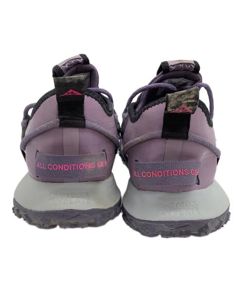 NIKE ACG（ナイキエーシージー）NIKE ACG (ナイキエーシージー) ローカットスニーカー MOUNTAIN FLY LOW SE パープル サイズ:28の古着・服飾アイテム