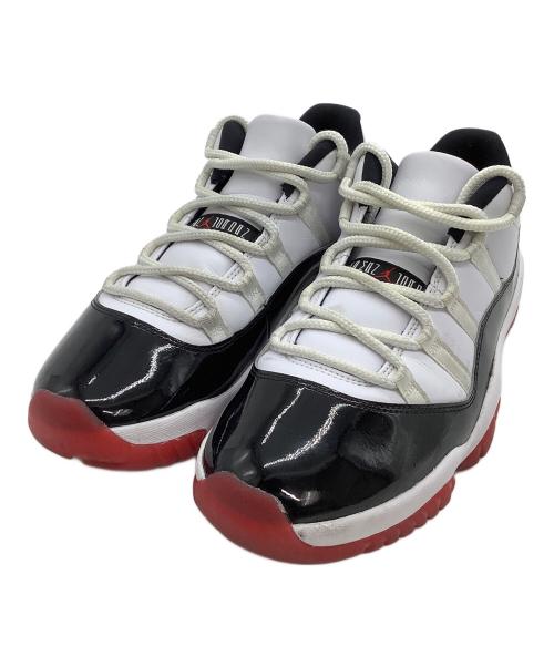 NIKE（ナイキ）NIKE (ナイキ) ローカットスニーカー　Air Jordan 11 Low ブラック×ホワイト サイズ:28の古着・服飾アイテム
