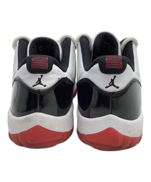 NIKE（ナイキ）NIKE (ナイキ) ローカットスニーカー　Air Jordan 11 Low ブラック×ホワイト サイズ:28の古着・服飾アイテム