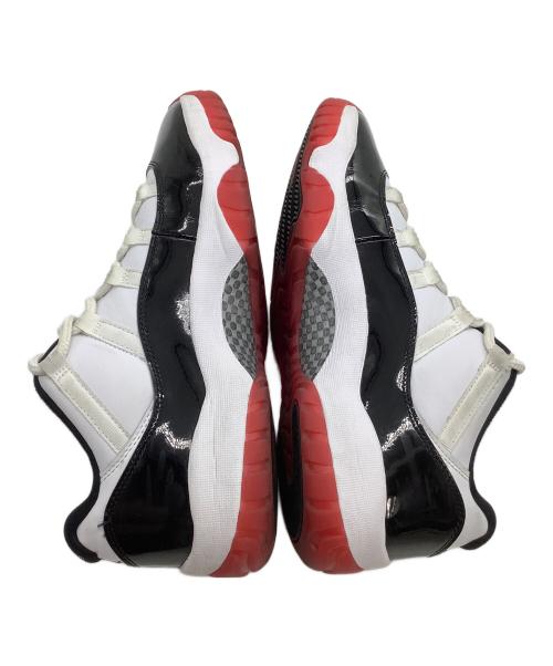 NIKE（ナイキ）NIKE (ナイキ) ローカットスニーカー　Air Jordan 11 Low ブラック×ホワイト サイズ:28の古着・服飾アイテム