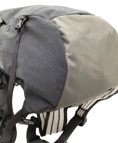 THE NORTH FACE（ザ ノース フェイス）THE NORTH FACE (ザ ノース フェイス) リュック ファクター 18/ Factor 18 ブラック×グレーの古着・服飾アイテム