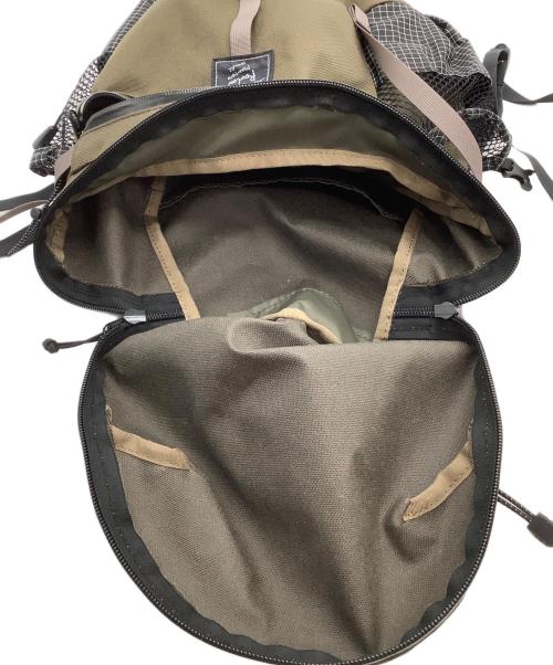 RawLow Mountain works（ロウロウ マウンテンワークス）RawLow Mountain Works (ロウロウ マウンテンワークス) リュック Beetle CORDURA ブラウンの古着・服飾アイテム