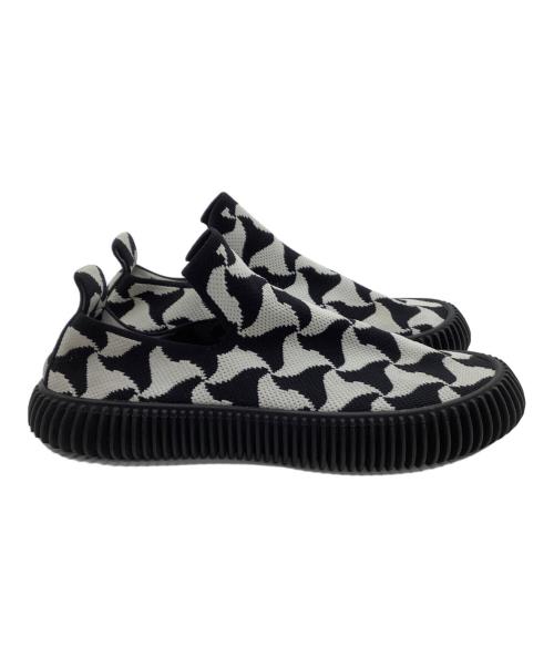 BOTTEGA VENETA（ボッテガベネタ）BOTTEGA VENETA (ボッテガベネタ) スリッポン RIPPLE KNIT JACQUARD SNEAKERS ホワイト×ブラック サイズ:41の古着・服飾アイテム
