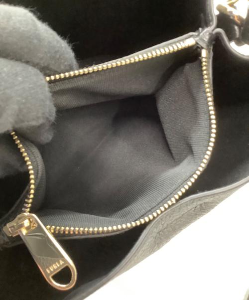 FURLA（フルラ）FURLA (フルラ) バケツ型ショルダーバッグ Danae バケットバッグ S ブラックの古着・服飾アイテム