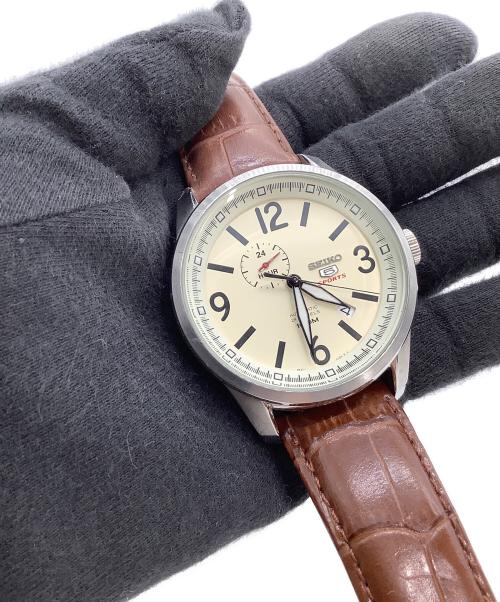 SEIKO（セイコー）SEIKO (セイコー) 腕時計 セイコー5スポーツ ベージュの古着・服飾アイテム