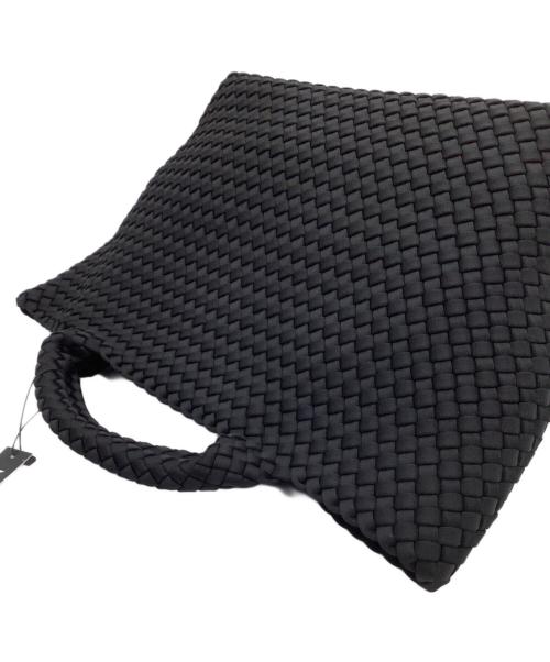 NAGHEDI（ナゲディ）NAGHEDI (ナゲディ) トートバッグ St Barths Medium Tote ブラック 未使用品の古着・服飾アイテム