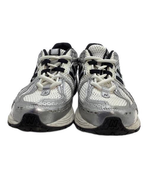 NEW BALANCE（ニューバランス）NEW BALANCE (ニューバランス) ローカットスニーカー ホワイト サイズ:28の古着・服飾アイテム