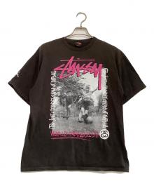 stussy（ステューシー）の古着「半袖Tシャツ IT'S JUST A FRIENDLY GAME OF FOOTBALL」｜ブラック