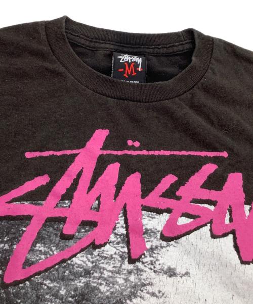 stussy（ステューシー）stussy (ステューシー) 半袖Tシャツ IT'S JUST A FRIENDLY GAME OF FOOTBALL ブラック サイズ:Mの古着・服飾アイテム