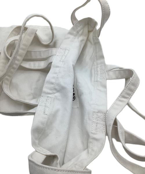 MM6 Maison Margiela（エムエムシックスメゾンマルジェラ）MM6 Maison Margiela (エムエムシックスメゾンマルジェラ) トートバッグ ホワイトの古着・服飾アイテム
