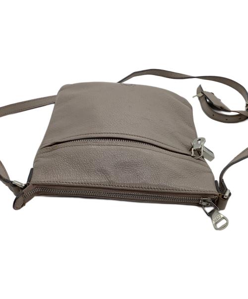 LOEWE（ロエベ）LOEWE (ロエベ) ショルダーバッグ  アナグラム グレーの古着・服飾アイテム