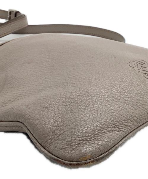 LOEWE（ロエベ）LOEWE (ロエベ) ショルダーバッグ  アナグラム グレーの古着・服飾アイテム