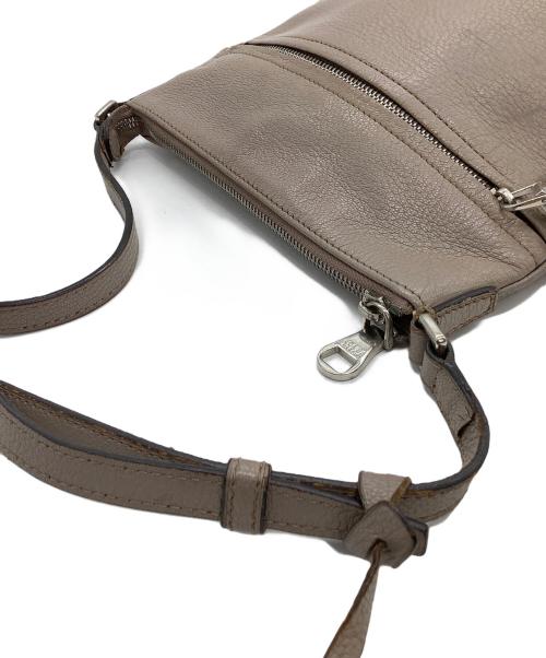 LOEWE（ロエベ）LOEWE (ロエベ) ショルダーバッグ  アナグラム グレーの古着・服飾アイテム