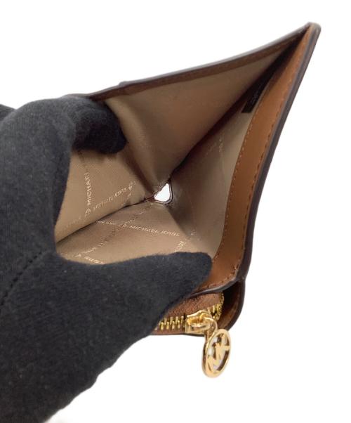 MICHAEL KORS（マイケルコース）MICHAEL KORS (マイケルコース) 2つ折り財布 ブラウンの古着・服飾アイテム