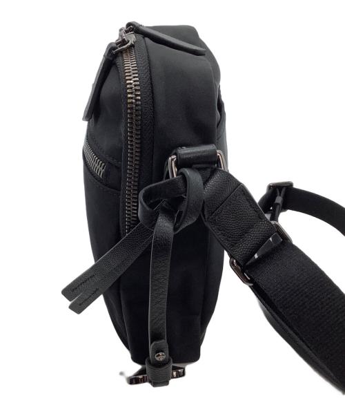 TUMI（トゥミ）TUMI (トゥミ) ショルダーバッグ　「ペルシャ」クロスボディ ブラックの古着・服飾アイテム