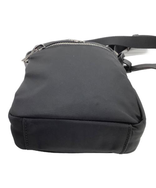 TUMI（トゥミ）TUMI (トゥミ) ショルダーバッグ　「ペルシャ」クロスボディ ブラックの古着・服飾アイテム
