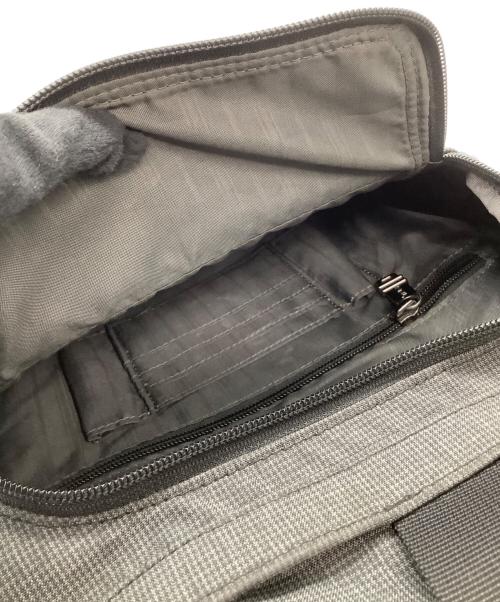 TUMI（トゥミ）TUMI (トゥミ) ビジネスバッグ グレーの古着・服飾アイテム