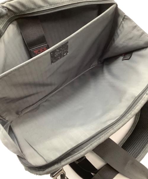 TUMI（トゥミ）TUMI (トゥミ) ビジネスバッグ グレーの古着・服飾アイテム