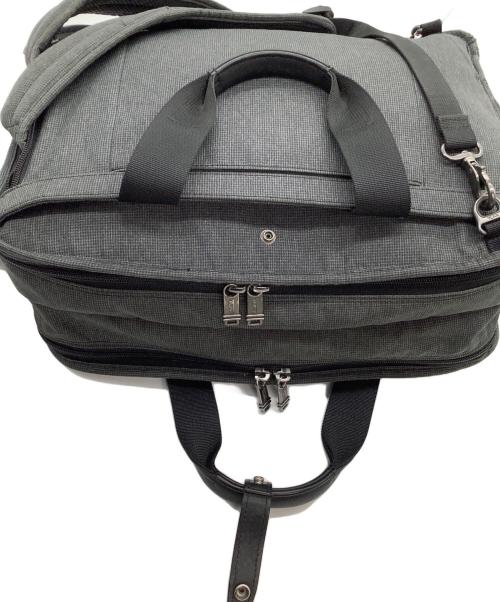 TUMI（トゥミ）TUMI (トゥミ) ビジネスバッグ グレーの古着・服飾アイテム